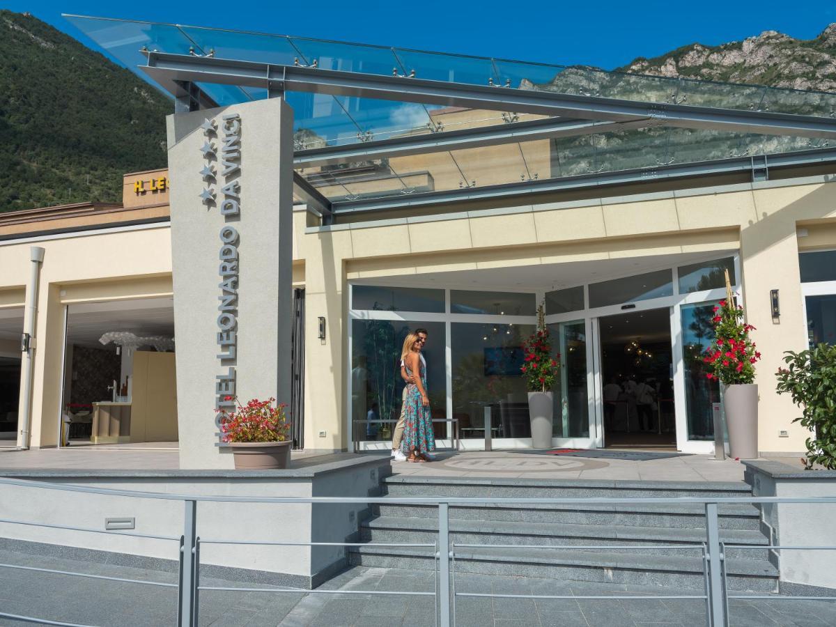 Hotel Leonardo Da Vinci Лимоне сул Гарда Екстериор снимка